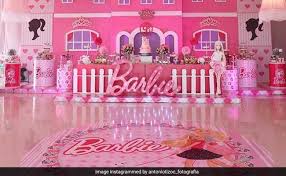 Did you mean children's book themed decorations. Drug Kingpin El Chapo Sits In Jail Daughters Have Barbie Themed Party