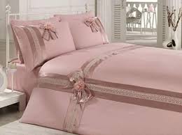 4444 Panosundaki Pin