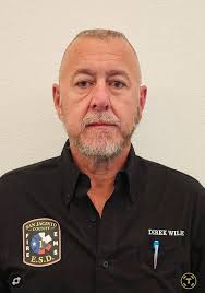 Derek Wilkie's Instagram, Twitter & Facebook