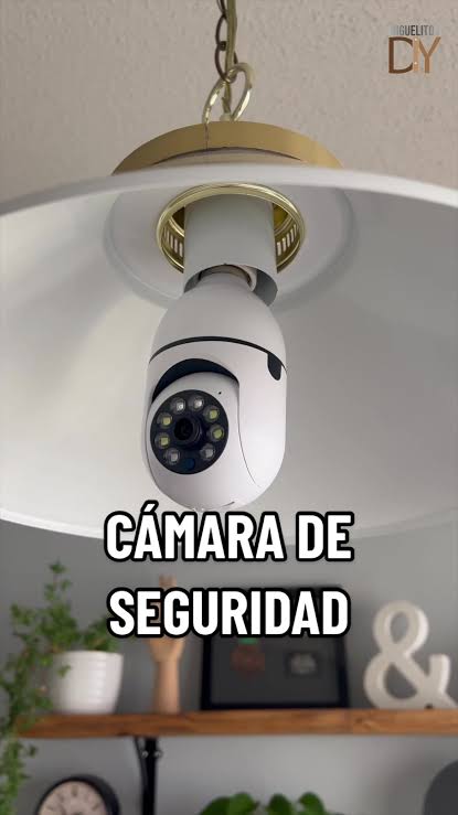 #AD CAMARA DE SEGURIDAD EN FORMA DE BOMBILLO 💡😍 #camaradeseguridad  #camaradevigilancia #camaradeseguridadwifi #securitycamera #tiktokshop  #shoppingwithtiktok #titokshopping #miguelitosdiy ...