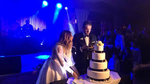 Make social videos in an instant: 3eshkwse O Tsalikhs Kai H Koympara Maria Menoynos Larissanet Gr