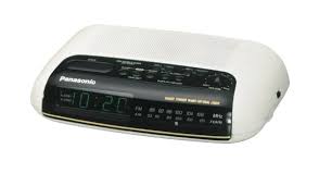 Amazon Com Panasonic Rc 6099w Dual Alarm Clock Radio Home Kitchen