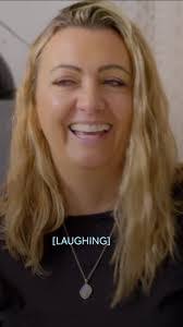 Beth Deering's Instagram, Twitter & Facebook