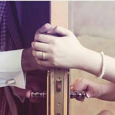 فصلية الشيخ عذاب henna patterns leather watch beautiful couple