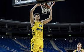 The website features live and on demand videos, basketball news, over 70,00 players profile. Roter Stern Belgrad Alba Berlin Halt Die Siegesserie Oddset Wetten