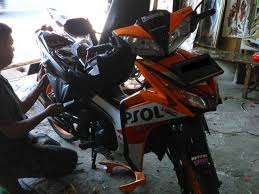 Kontes 8x ,ngomong soal vega ini. Pasang Stiker Doff Di Motor Bebek Berapa Biayanya Otomotif Liputan6 Com