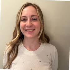 Marisa Leone's Instagram, Twitter & Facebook