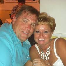 My absolute favorite Cauliflower Salad recipe is made with raw cauliflower,  bacon and onion with and a sweet basil dressing that will have you hooked!  Find the recipe in the comments!