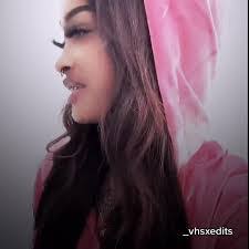 Sasha Sharp's Instagram, Twitter & Facebook