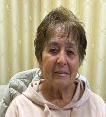 Laurie Steiger's Instagram, Twitter & Facebook