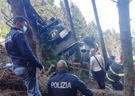 82 contenuti su questa storia. Precipita La Funivia Dello Stresa Mottarone 14 Morti Speciali Ansa It