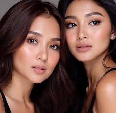 Kathryn Bernardo and Nadine Lustre in one frame, both beautiful parang  kambal lang 😍❤️😘
