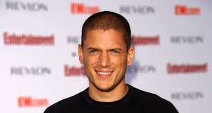 He starred in the television series prison break , playing michael scofield. Wentworth Miller A Creole Son Born In The Uk And Raised In America International Magazine Kreol