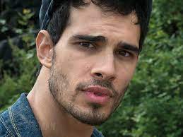 images?q=tbn:ANd9GcTpUzTnsFg9xr8MnCJFfnh