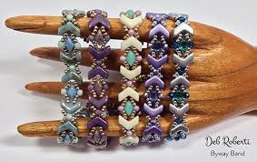 Byway Band Free Pattern For Chevron Duo Beads Around The Beading Table Bloglovin Beaded Bracelet Patterns Beaded Bracelets Tutorial Bead Bangles