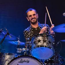 Ringo starr was born richard starkey on july 7, 1940, in liverpool, england. Ringo Starr Wird 80 Es Gibt Ein Leben Nach Den Beatles
