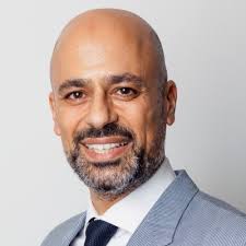 Hélène Bechtold sur LinkedIn : Savez-vous comment terminer l'année en  beauté ? A. En gagnant un voyage…