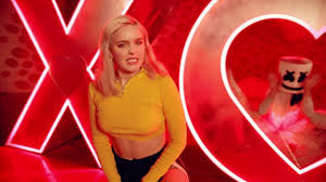 Entdecke rezepte, einrichtungsideen, stilinterpretationen und andere ideen zum ausprobieren. Marshmello Anne Marie Friends Alternative Music Video Youtube