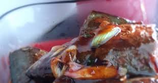 Bawang merah kisar, bawang putih kisar, 2 sudu besr cili kering kisar, halia 1 inch kisar, potong cili kecil, bawang besar hiris, ikan tongkol goreng garam kunyit, sos tomato, kicap, cuka, sos tiram, garam, gula, serbk perasa. 53 Resepi Ikan Masak Kicap Yang Sedap Dan Mudah Oleh Komuniti Cookpad Cookpad