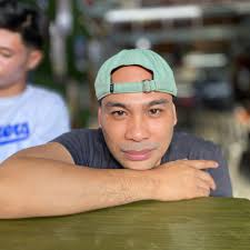 Suddenly the reach decreases in videos, reels. Previously, there were many  reaches that would cross 12 to 20 million. But suddenly it takes a long  time to get 50 thousand views. I