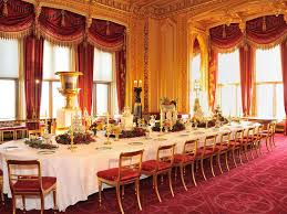 A Royal Dining Table Set For A Victorian Christmas Gold Dining Room Dining Room Victorian Holiday Dining Room