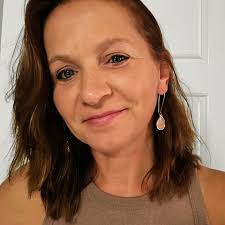 Hello, I'm looking for a house cleaner! Does anyone have any trusted  recommendations! Thanks!