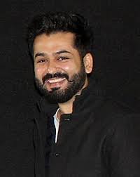 Vicky kaushal, paresh rawal, yami gautam and others. Aditya Dhar Wikipedia