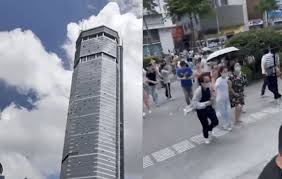 賽格廣場 （英語： seg plaza ），是位於 深圳 福田區 華強北 的一座 摩天大樓 ，由 深圳市賽格集團有限公司 直接投資興建。. 08tykbnshuie9m