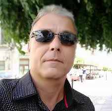 Which Pacifica guitar model is better, 012 or 112j?