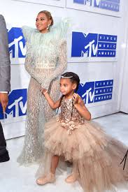 Dedicated to all the dancers beyoncé, news, photos and more✔. Beyonce S Daughter Blue Ivy Slays Dance Recital Performance To Mom S Song Before I Let Go