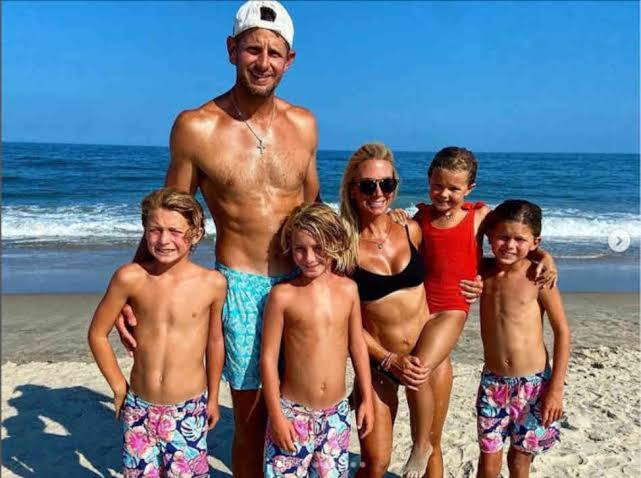 who is dan orlovsky married to