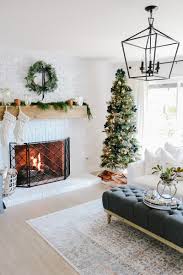 25 stunning living rooms with blue velvet sofas. Modern Farmhouse Christmas Living Room With Navy Copper Rose Gold 1111 Light Lane