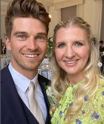 Rebecca Adlington announces late miscarriage of baby daughter