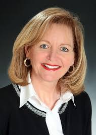 Jill Morton's Instagram, Twitter & Facebook