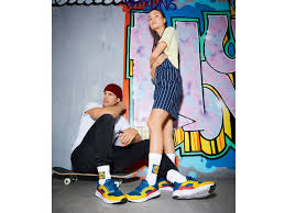 Link ai miei social instagram sonjohnrino : Le Scarpe Lidl Sono La Moda Dell Estate Costano 13 Rivendute Online Per 100