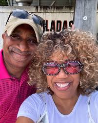 Sharon Rene Best (@sharonrenebest) • Instagram photos and videos