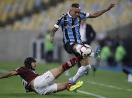 Passou a temporada inteira destilando arrogância, tentando encontrar desculpas esfarrapadas para o fracasso e mostrando pouco trabalho. Mixed Zone Copa America Torschutzenkonig Folgt Jorge Jesus Zu Benfica News Fussballdaten