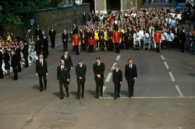 At the time, diana's brother, charles, 9th earl spencer, argued against them being part of the procession — and some government advisers were wary too. 9sd4desgd5awum