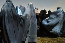 アフガニスタン人の男性は 初対面の人に対して警戒心が強いのだが、 仲良くなった相手には積極的にアプローチをしてくる。 好きな女性にメールを送るなど、 そういった行動から彼らの本気度が分かる。 アフガニスタン女性は美人？アフガニスタン美女の顔の特徴、アフガニスタンの女の子. ã‚¢ãƒ•ã‚¬ãƒ‹ã‚¹ã‚¿ãƒ³ å›½éš›ç¤¾ä¼šã¯å¥³æ€§ã«å¯¾ã™ã‚‹å›½éš›ç´„æŸ å®ˆã‚‹ã¹ã Human Rights Watch