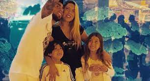 Jun 20, 2021 · te amo y gracias por siempre estar para nuestros hijos y por amarlos como solo tú sabes hacer, reflexionó sobre su esposo. La Dificil Decision De Daniela Aranguiz Para Proteger A Su Familia