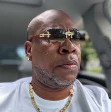 Sean Colli Adair (@itscolli) • Facebook