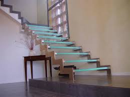 Viewrail floating stairs are created with engineering precision. 10 The Most Cool Glass Staircase Designs Digsdigs