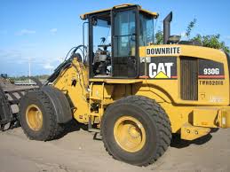With a 45lb weight capacity, it's great for large cats and multiple cat homes. Caterpillar 930g Wikipedia