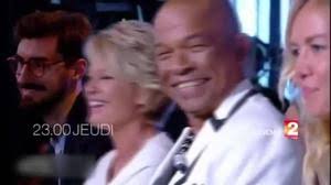 Michel cymes et nagui animent dans la bonne humeur ce programme dont l'objectif est de démêler le vrai du faux en matière de santé. Tout Le Monde Joue Au Docteur Vf Diffuse Le 22 01 19 A 21h00 Sur France 2