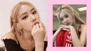 Cleansing, exfoliating, and moisturizing seem to be at the top of the list for all the members. Blackpink Without Makeup Blackpink Reborn 2020