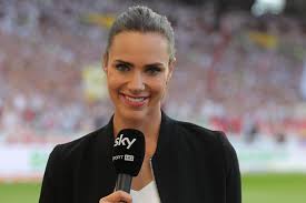 Bethany hamilton leading surfer bethany hamilton discusses the life lessons through sport: Sky Verlegt Vorberichterstattung Zur Bundesliga Ins Studio Mopo De