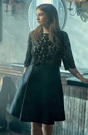 Step Out In This Slimming Dress Flattering To Most Body Types Perfect For A Cocktail Party Or Evening Wedding Lace Bodice Plus Size Dresses Cocktail Attire