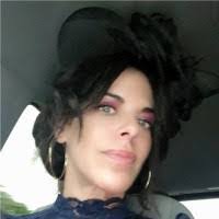 Beth Burg's Instagram, Twitter & Facebook