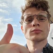 Faceless Person Face Reveal