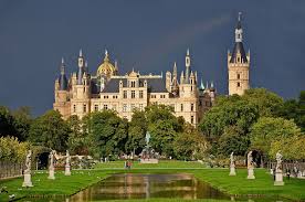 Schwerin Palace Or Schwerin Castle Is A Palatial Schloss Located In The City Of Schwerin The Capital Of Mecklen Cool Places To Visit Germany Castles Schwerin